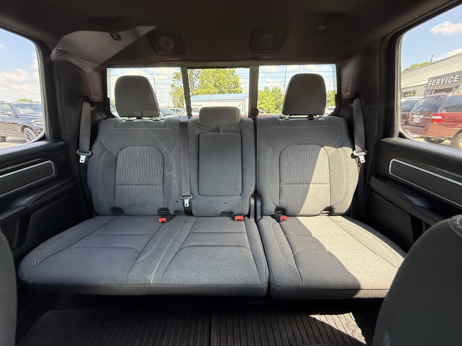 2021 RAM 1500 Big Horn 4x4 Crew Cab 5'7" Box