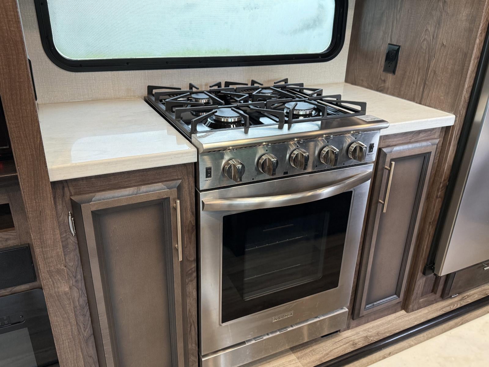 2021 Kz DURANGO Base