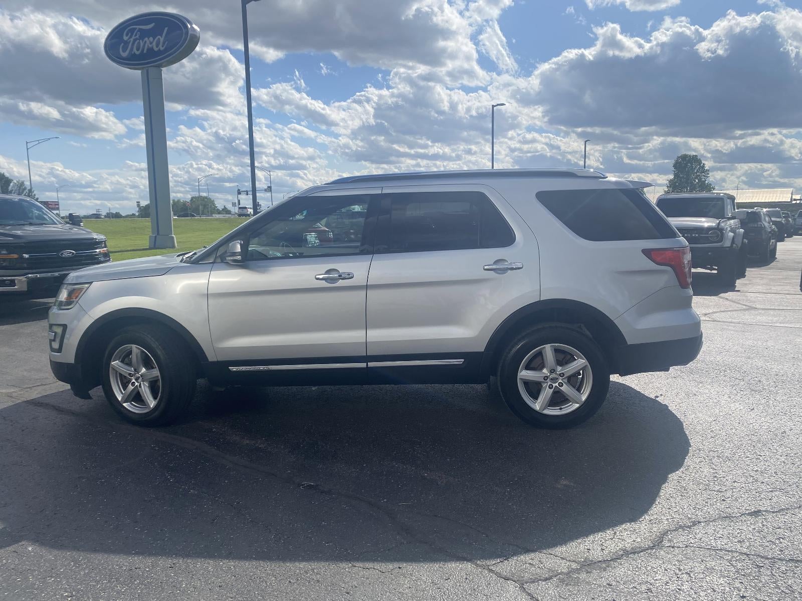 2016 Ford Explorer 4WD 4dr Limited