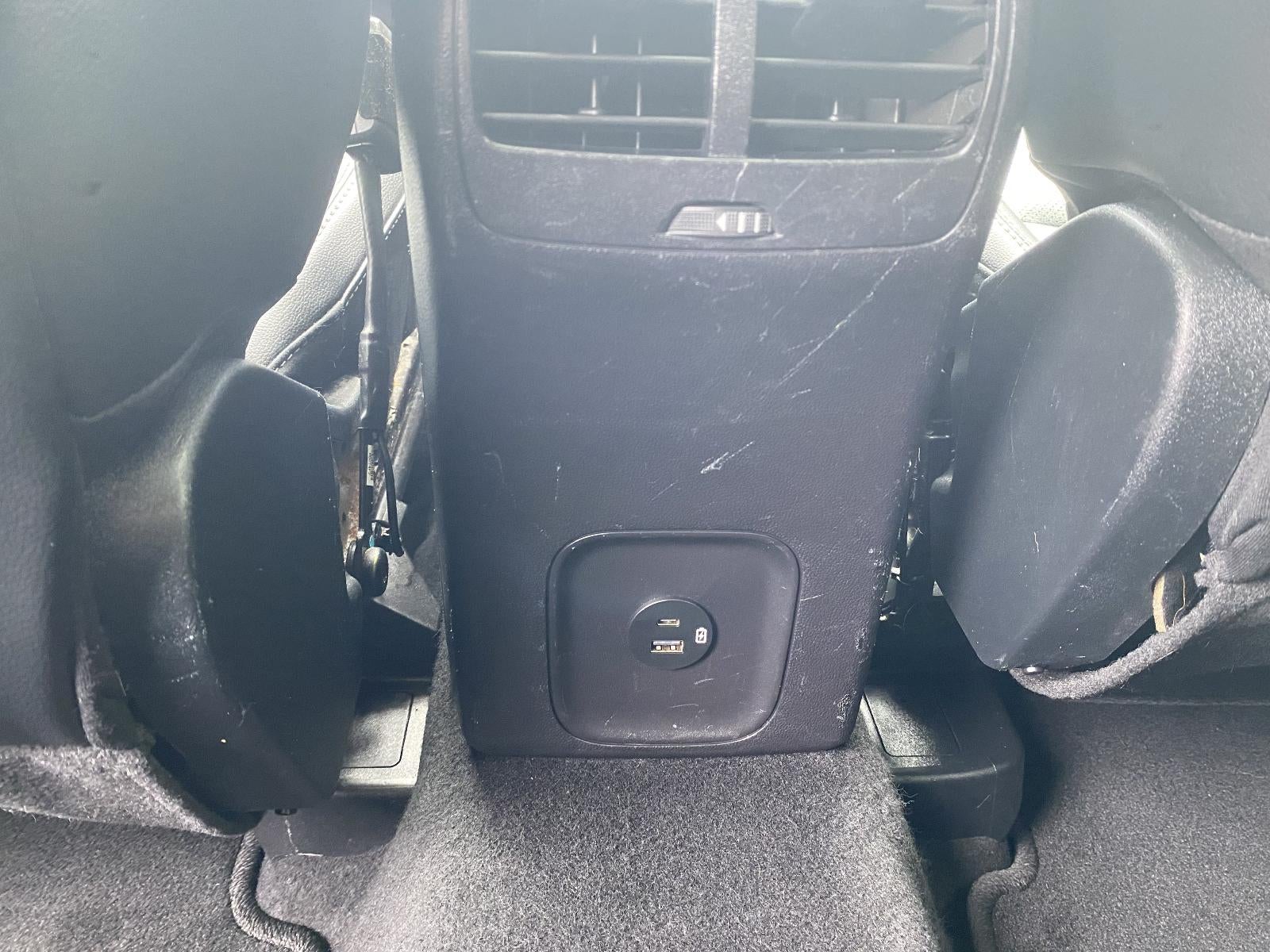2020 Ford Escape SEL FWD
