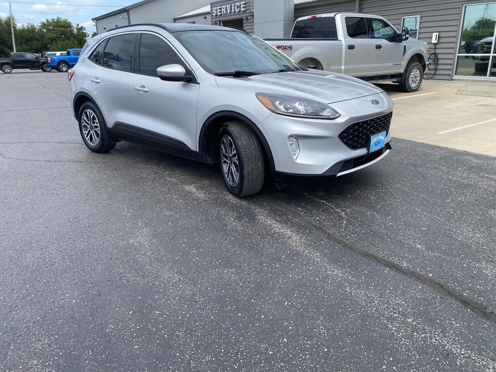 2020 Ford Escape SEL FWD