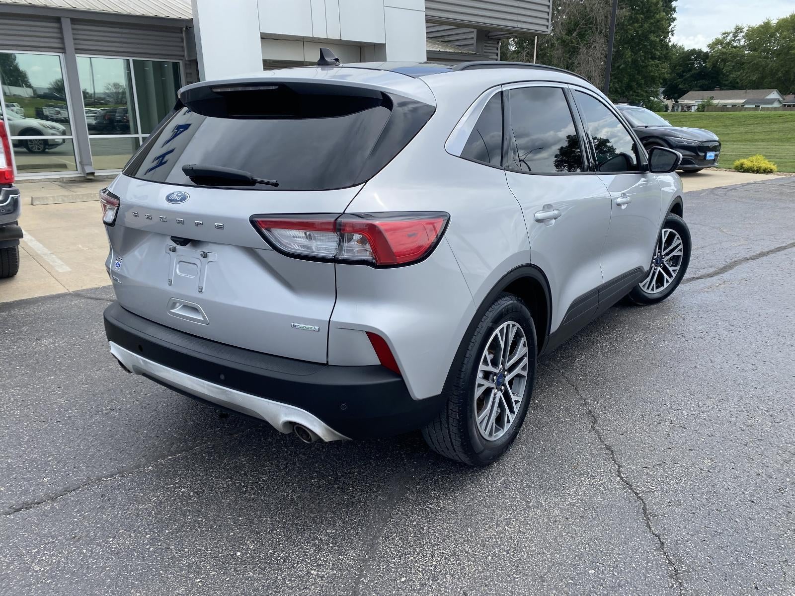 2020 Ford Escape SEL FWD