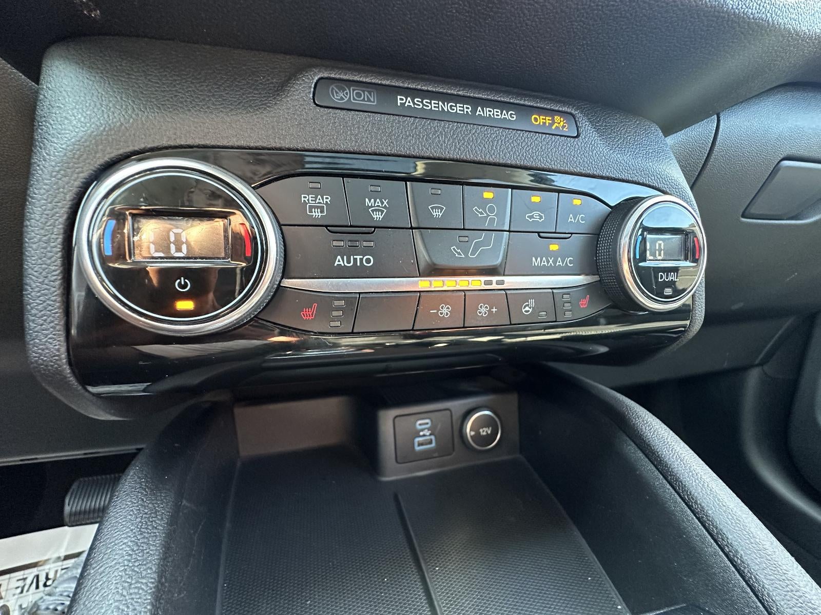 2021 Ford Escape Titanium Hybrid AWD