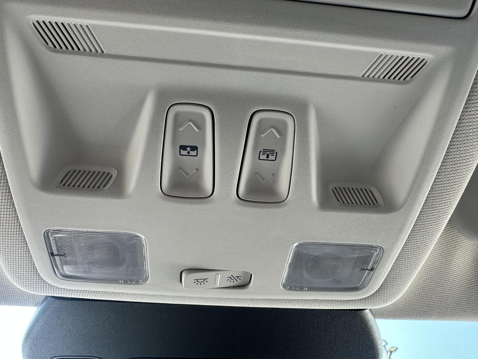 2021 Ford Escape Titanium Hybrid AWD
