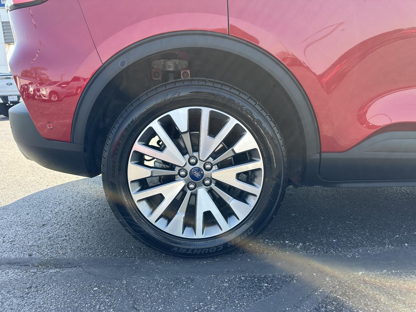 2021 Ford Escape Titanium Hybrid AWD