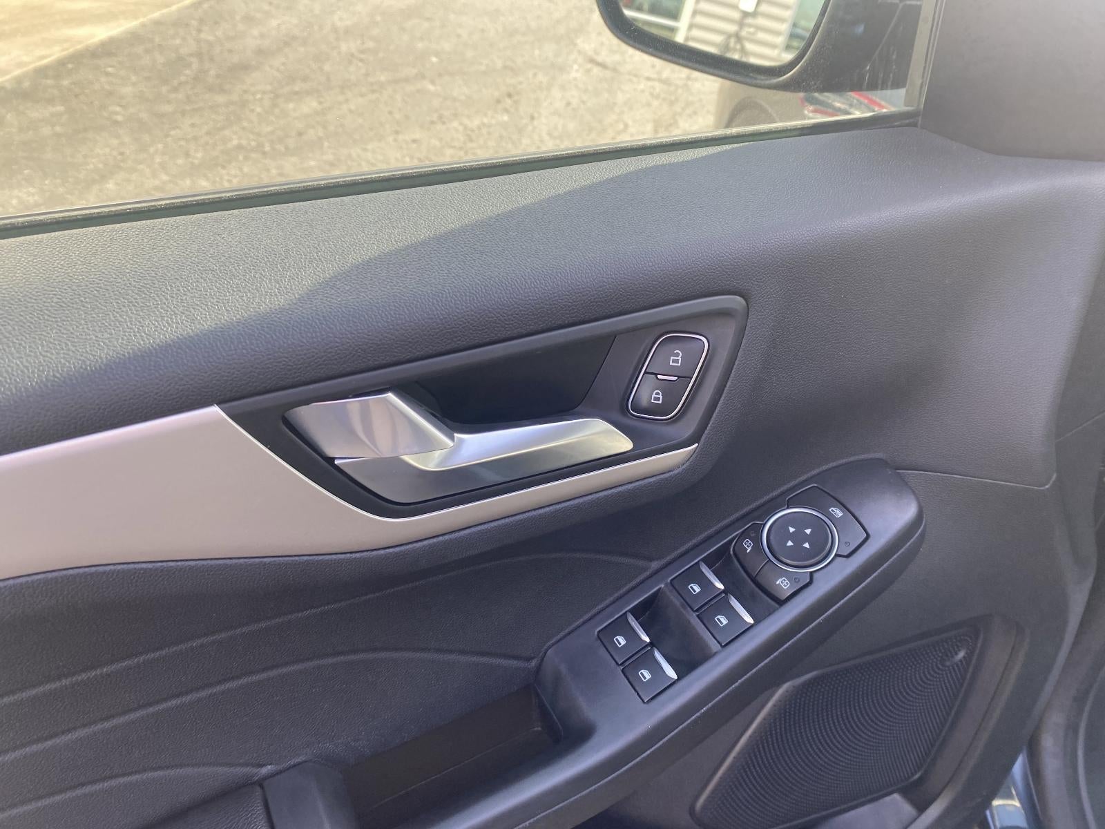 2022 Ford Escape SEL AWD