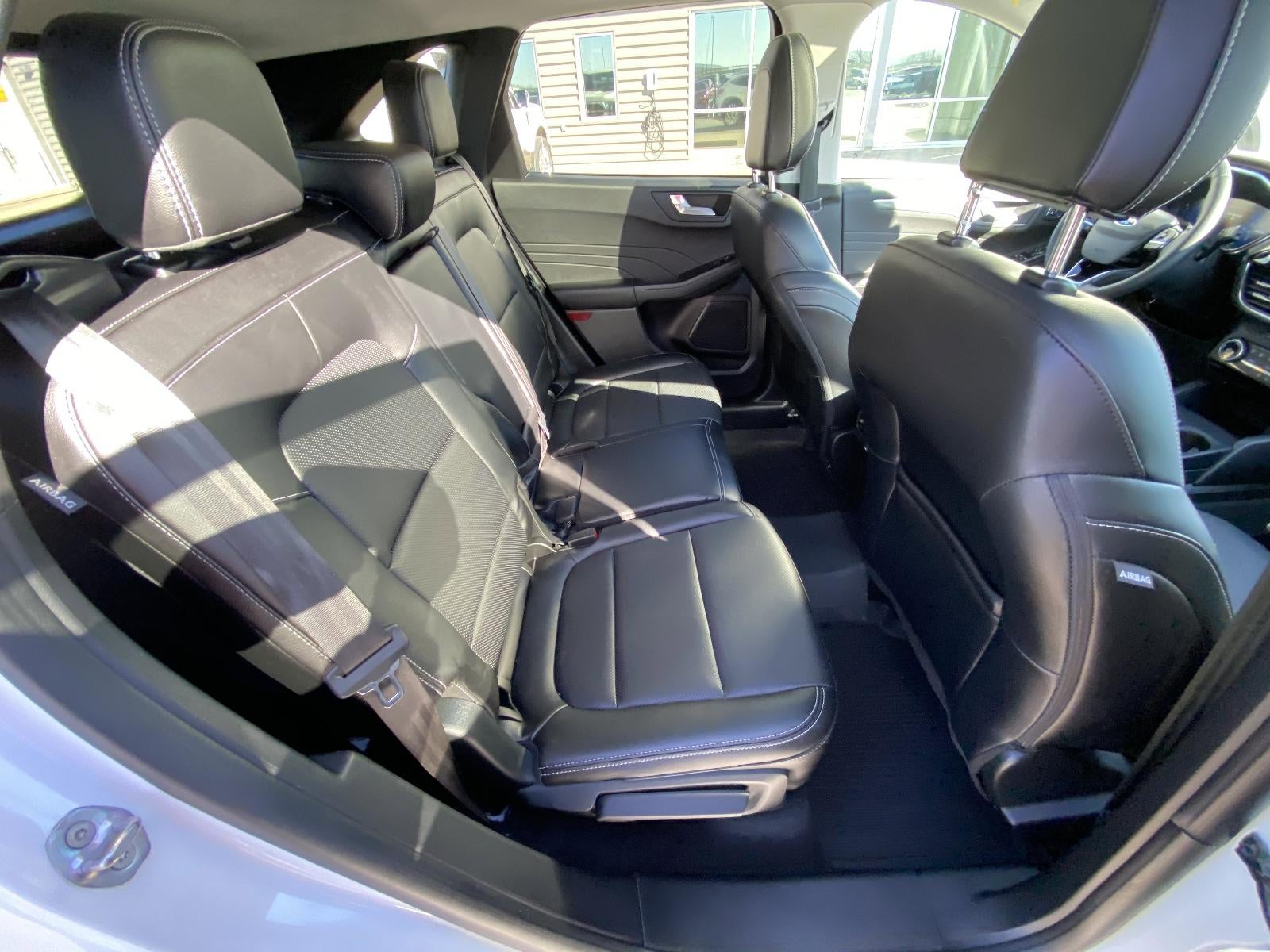 2022 Ford Escape Titanium AWD