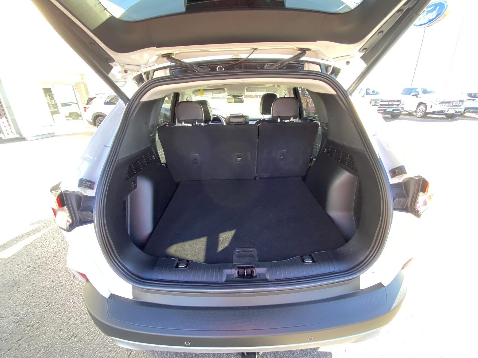 2022 Ford Escape Titanium AWD