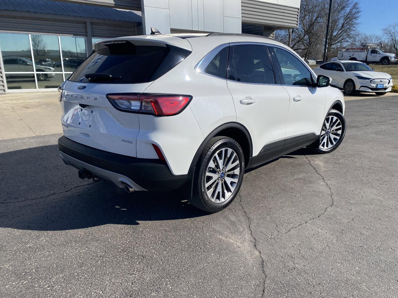 2022 Ford Escape Titanium AWD