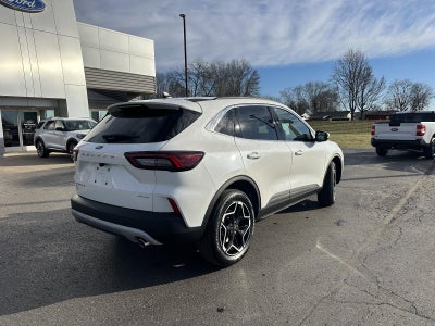 2026 Ford Escape Platinum AWD