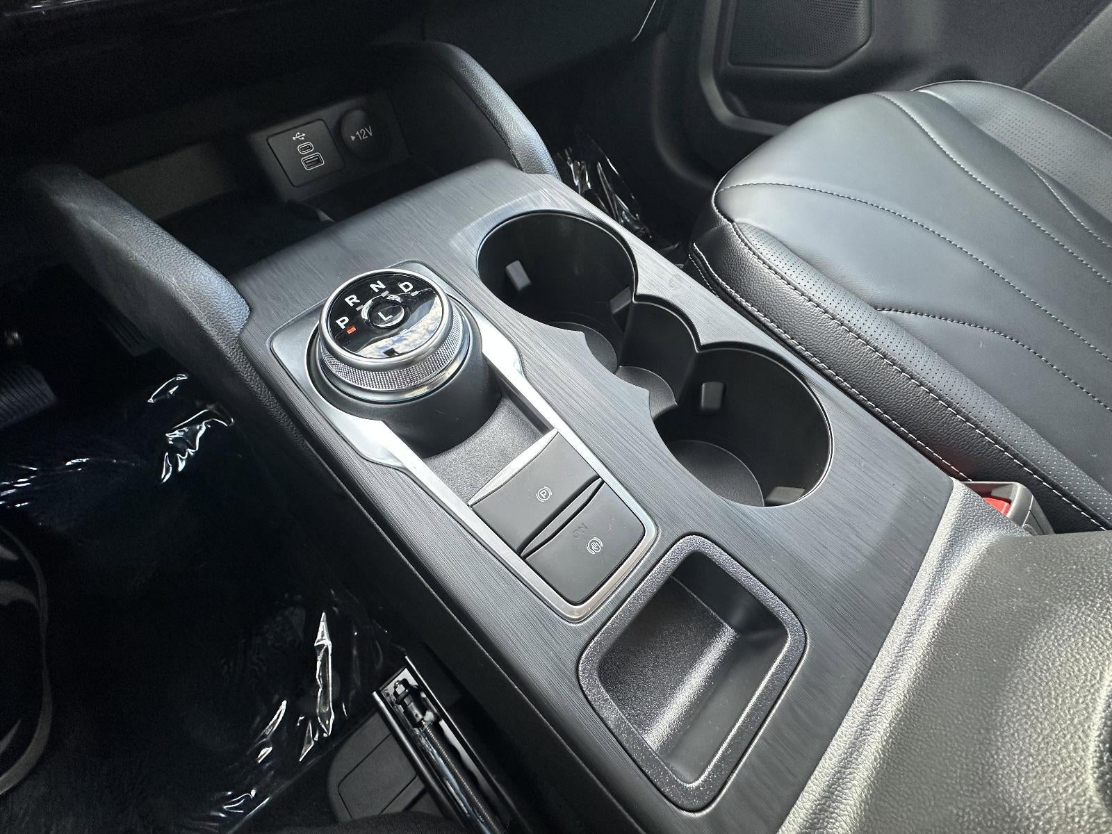 2026 Ford Escape Platinum AWD