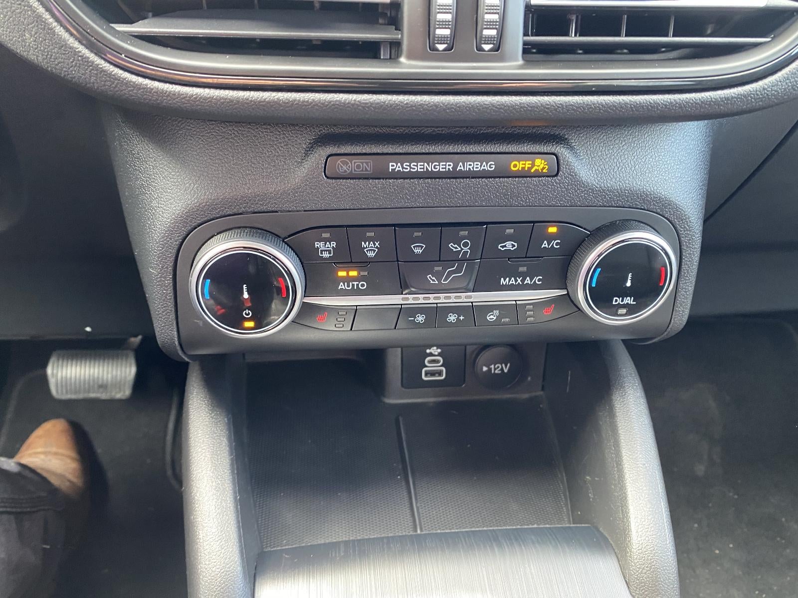 2025 Ford Escape ST-Line Select AWD