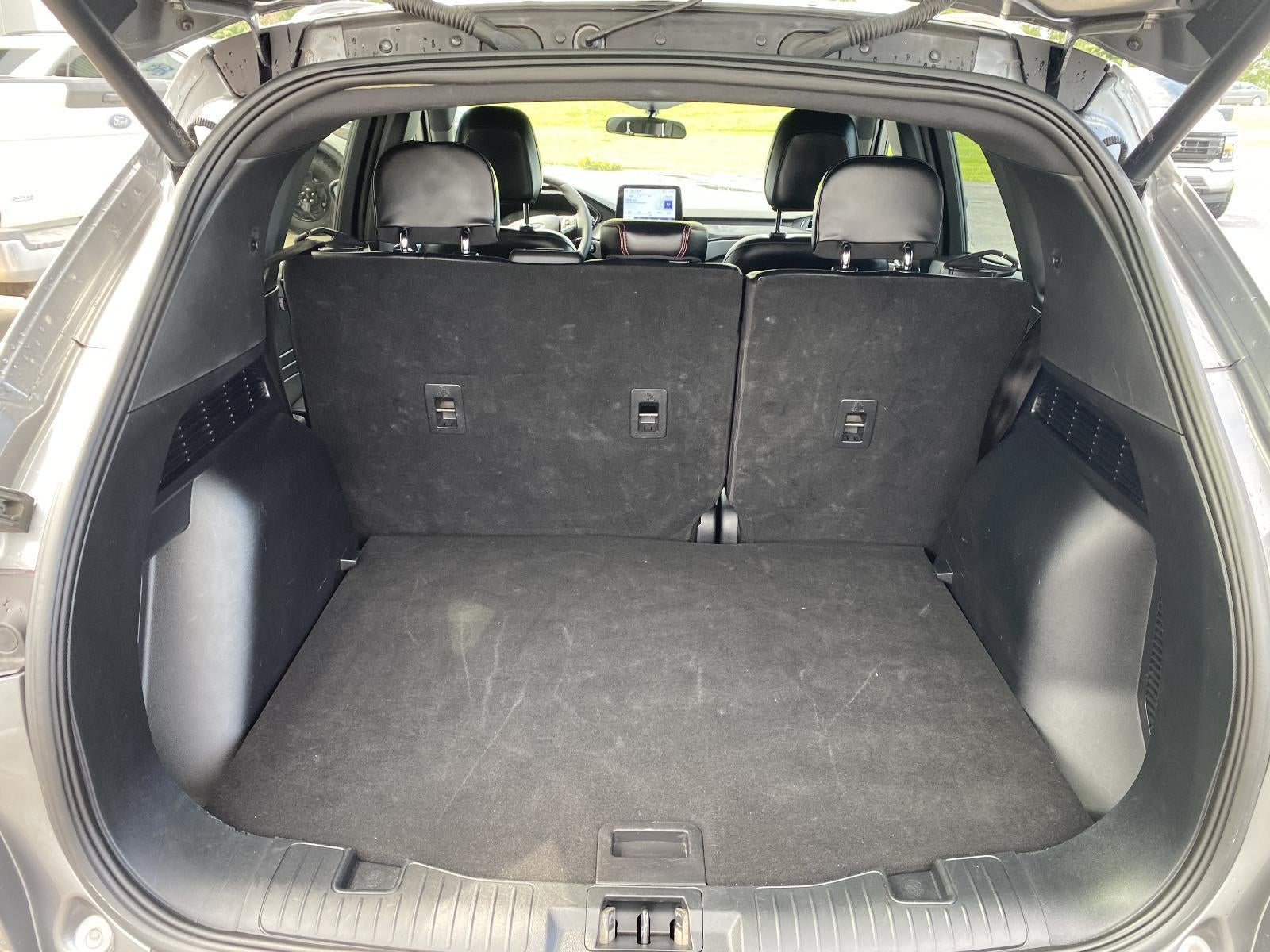 2025 Ford Escape ST-Line Select AWD