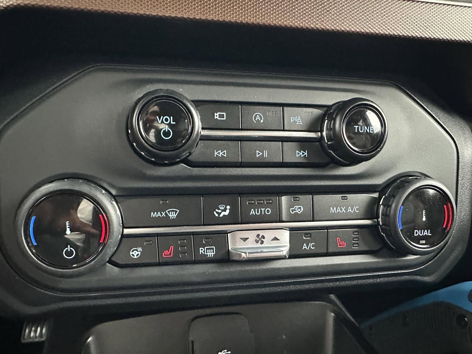 2022 Ford Bronco Outer Banks 4 Door Advanced 4x4