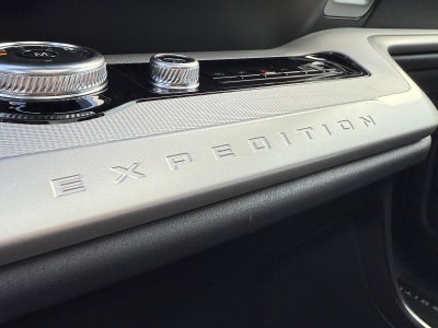 2025 Ford Expedition Max Active 4x4