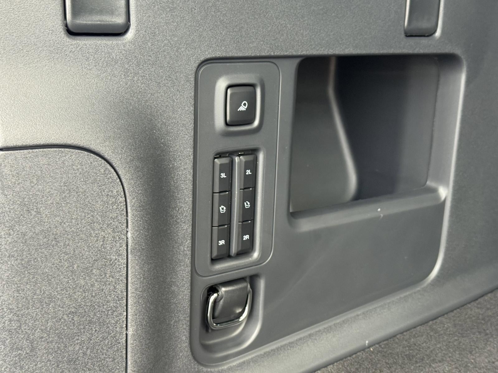 2025 Ford Expedition Max Active 4x4