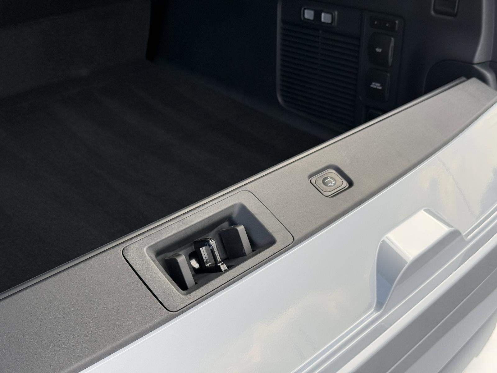 2025 Ford Expedition Max Active 4x4