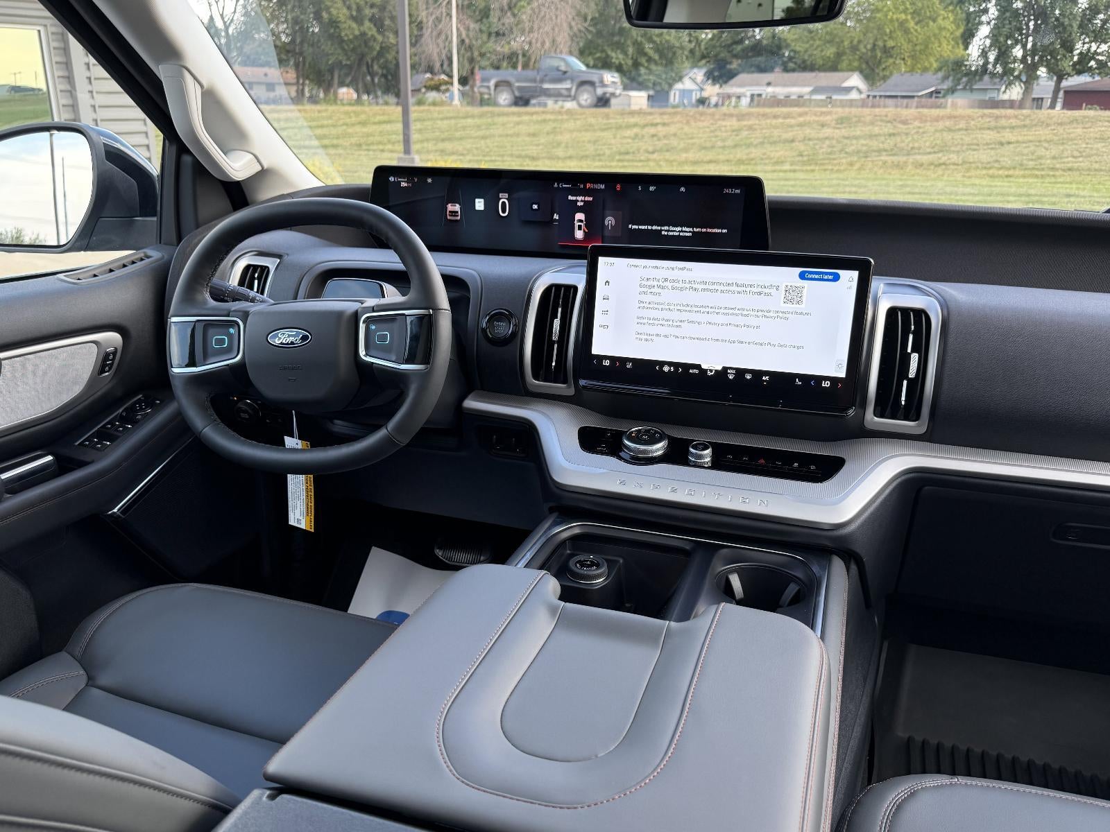 2025 Ford Expedition Max Active 4x4