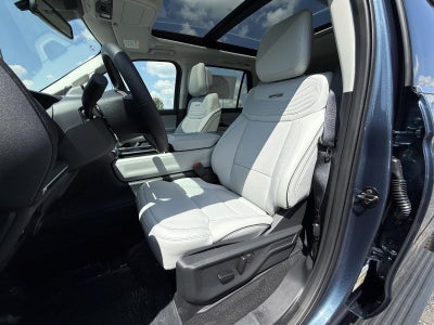 2027 Ford Expedition Max Platinum 4x4