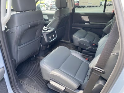 2027 Ford Expedition Active 4x4