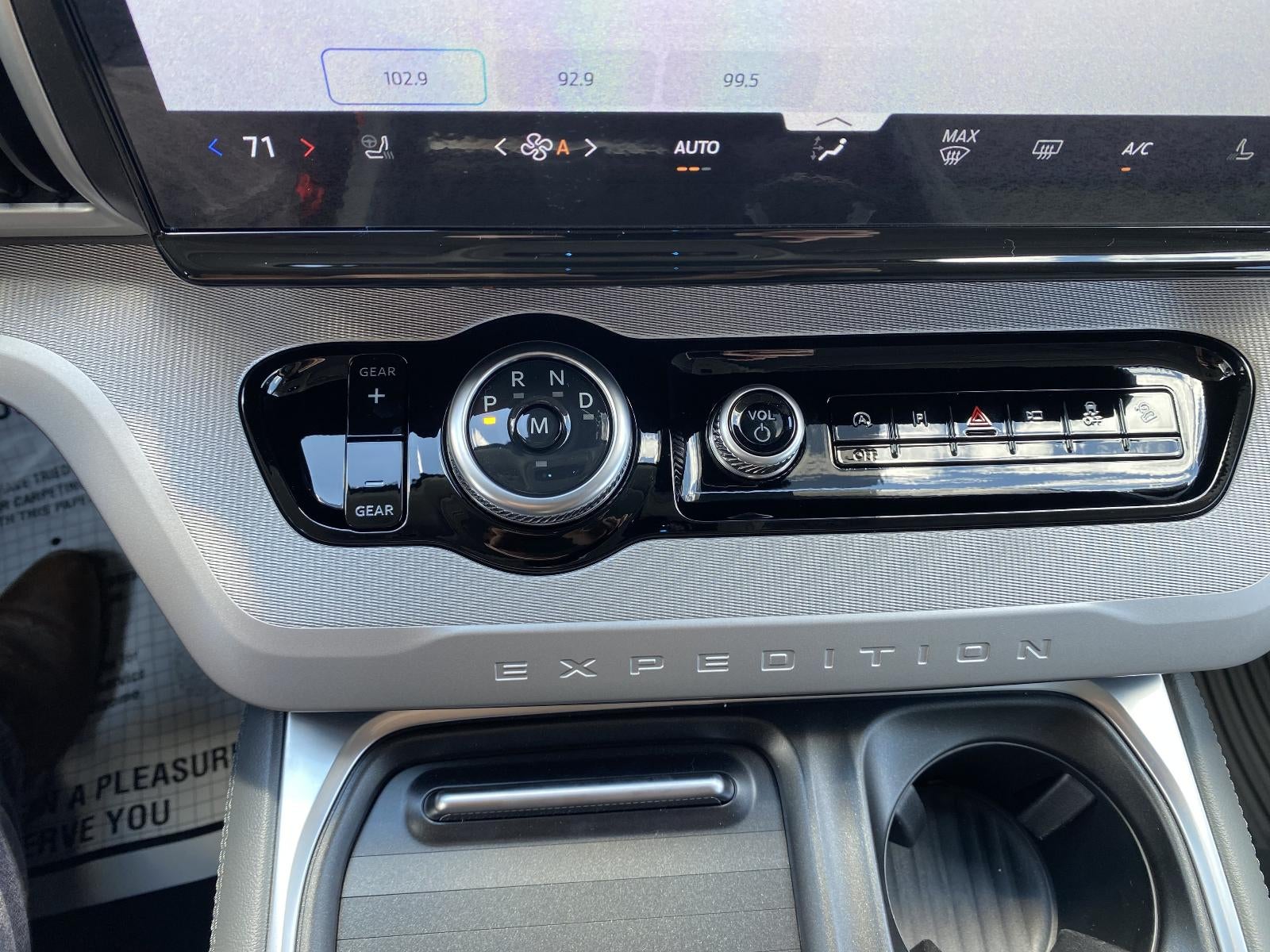 2027 Ford Expedition Active 4x4