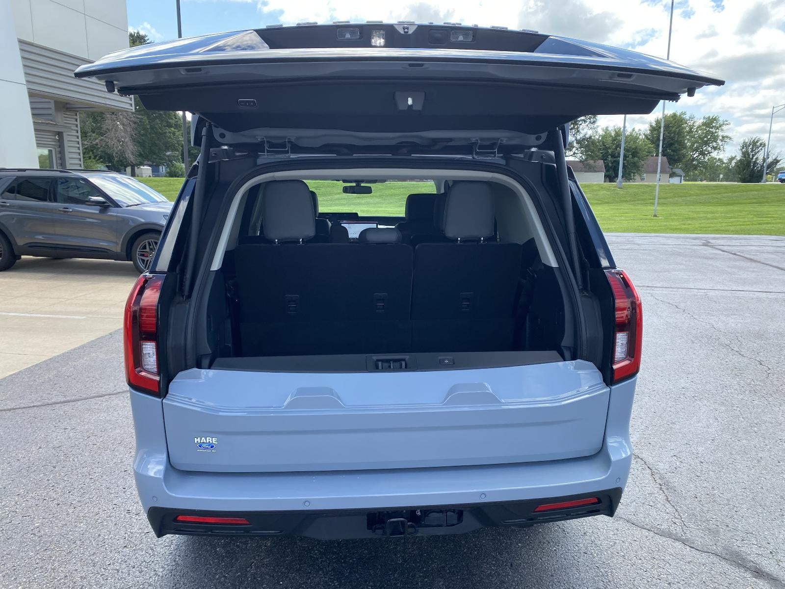 2027 Ford Expedition Active 4x4