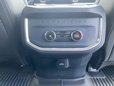 2027 Ford Expedition Active 4x4