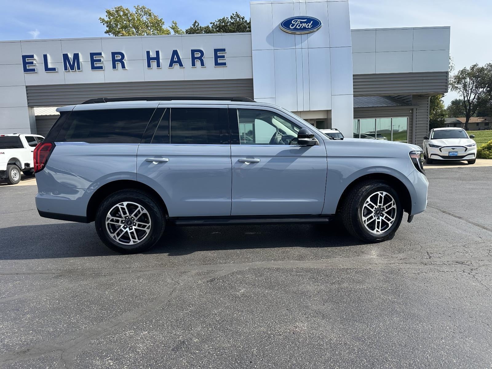 2025 Ford Expedition Active 4x4