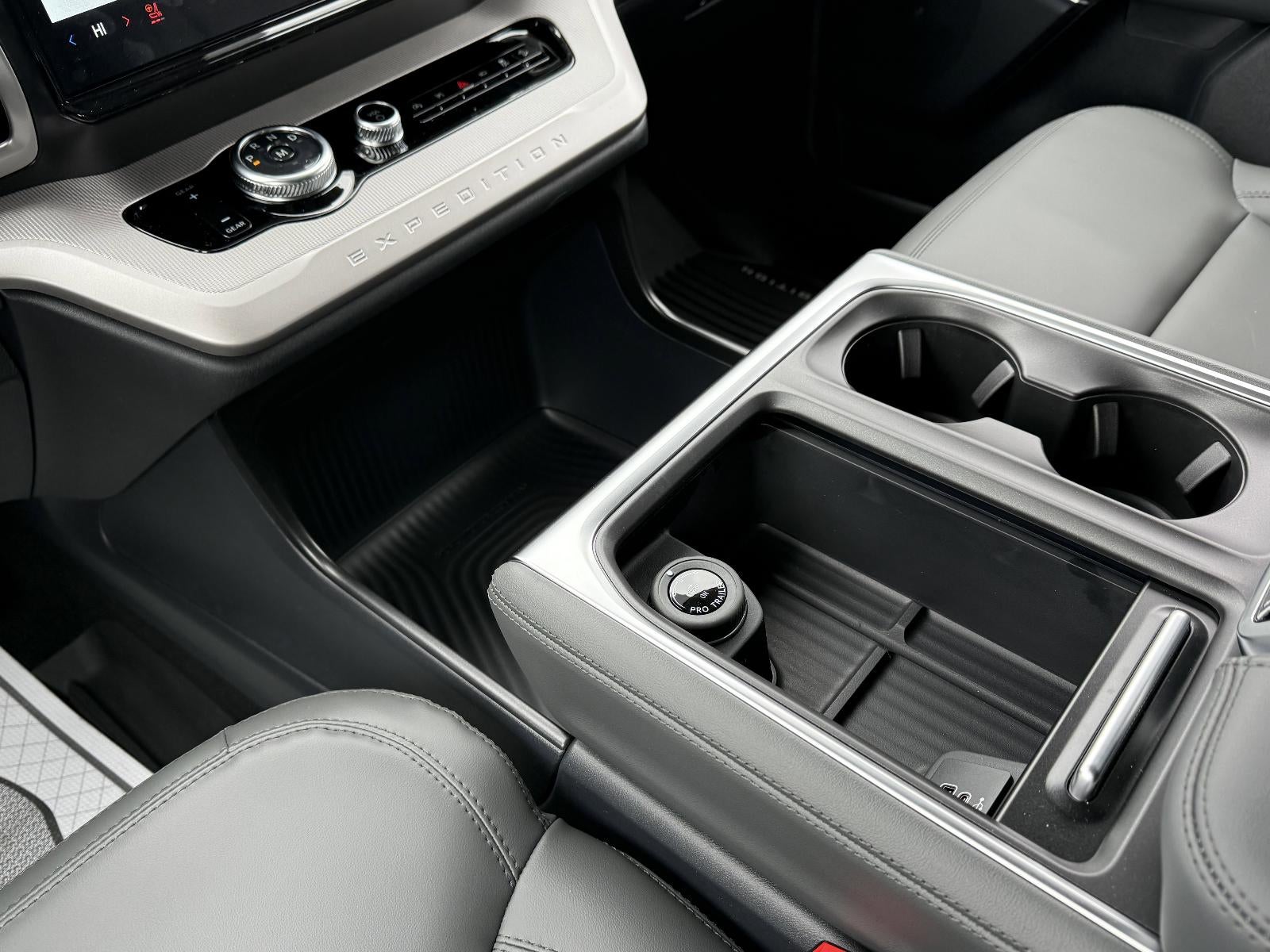 2026 Ford Expedition Active 4x4