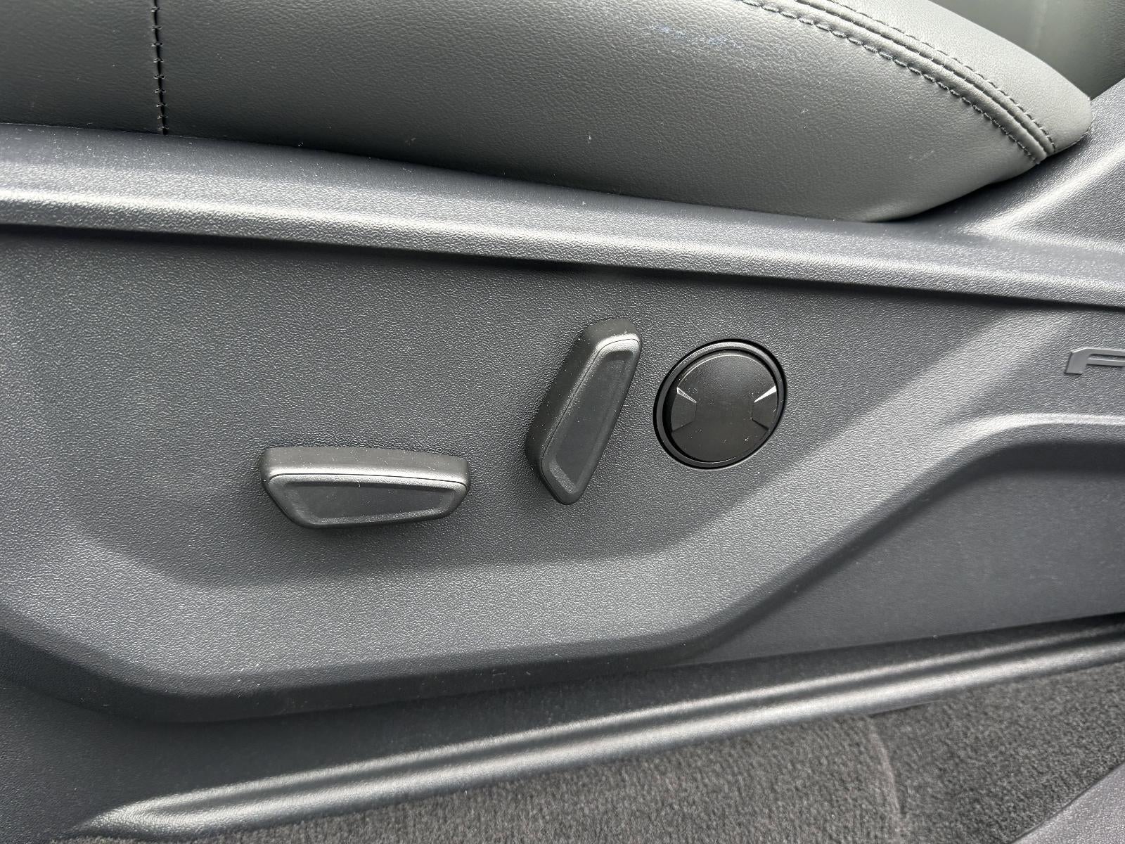 2026 Ford Expedition Active 4x4