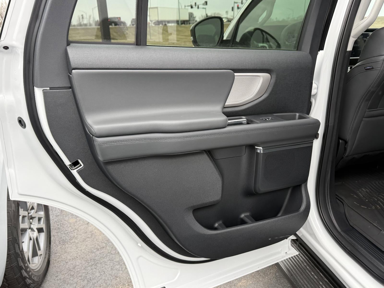 2026 Ford Expedition Active 4x4