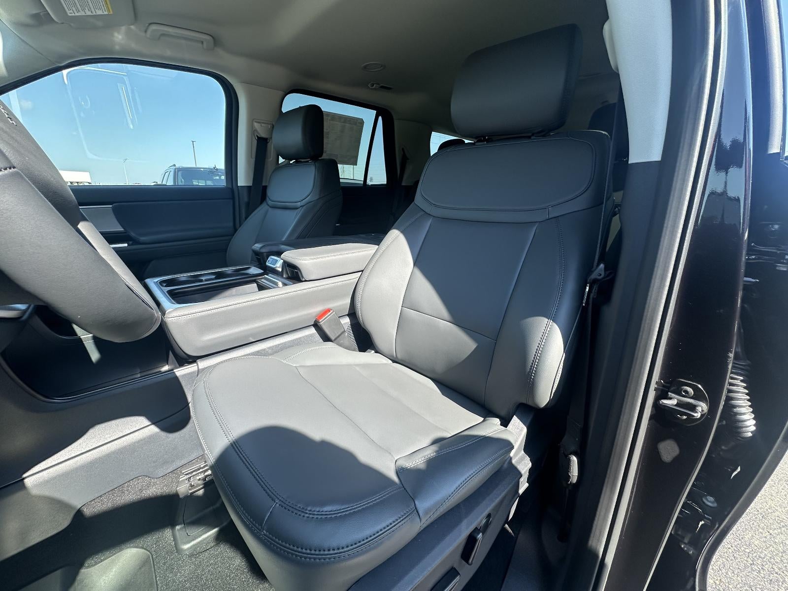2026 Ford Expedition Active 4x4