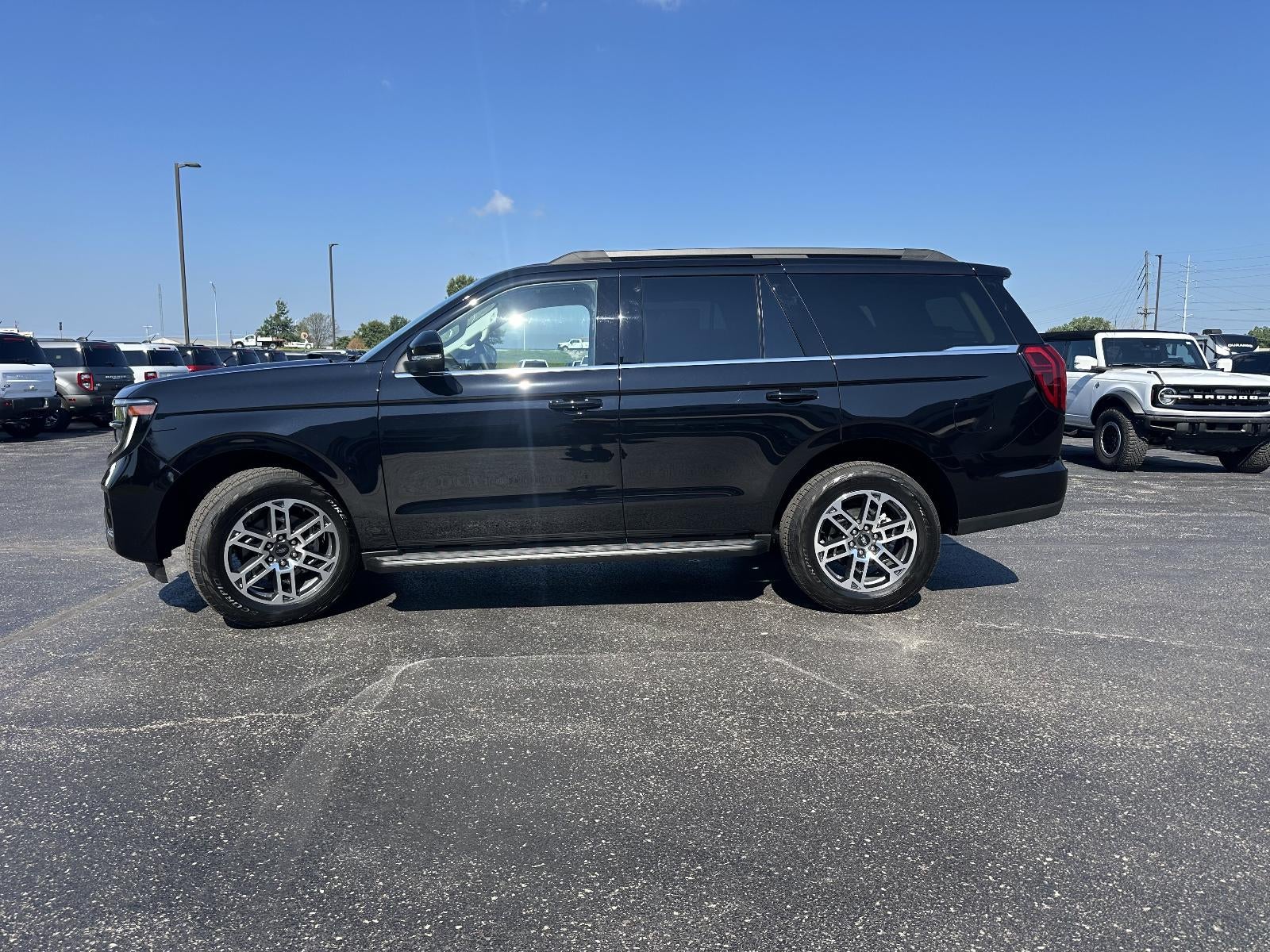 2026 Ford Expedition Active 4x4