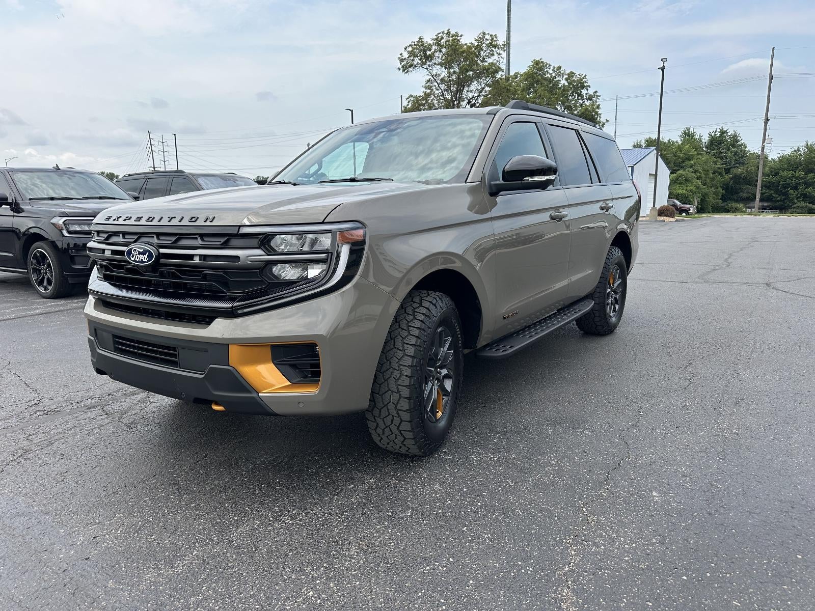 2027 Ford Expedition Tremor 4x4