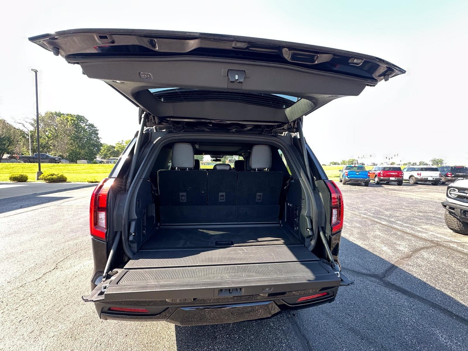 2025 Ford Expedition Tremor 4x4