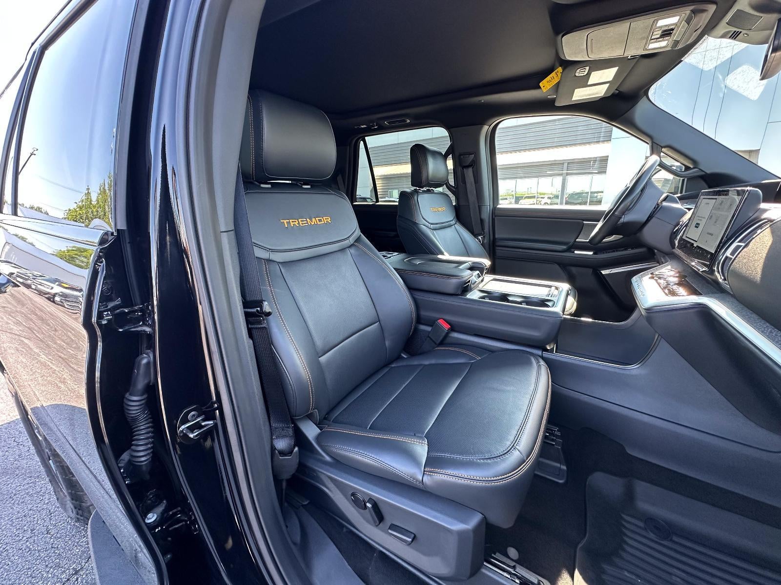 2025 Ford Expedition Tremor 4x4