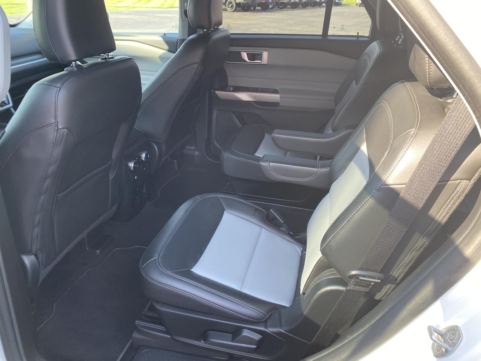 2024 Ford Explorer XLT 4WD