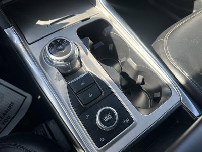 2021 Ford Explorer XLT 4WD