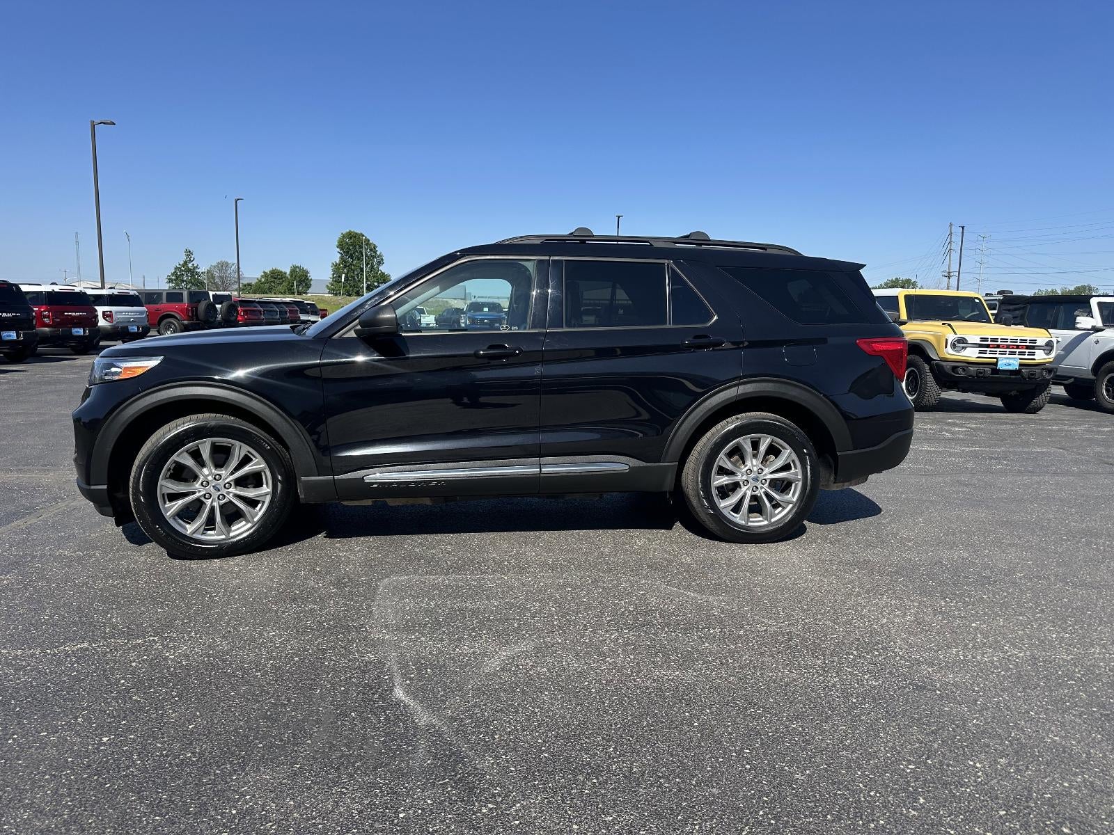 2021 Ford Explorer XLT 4WD