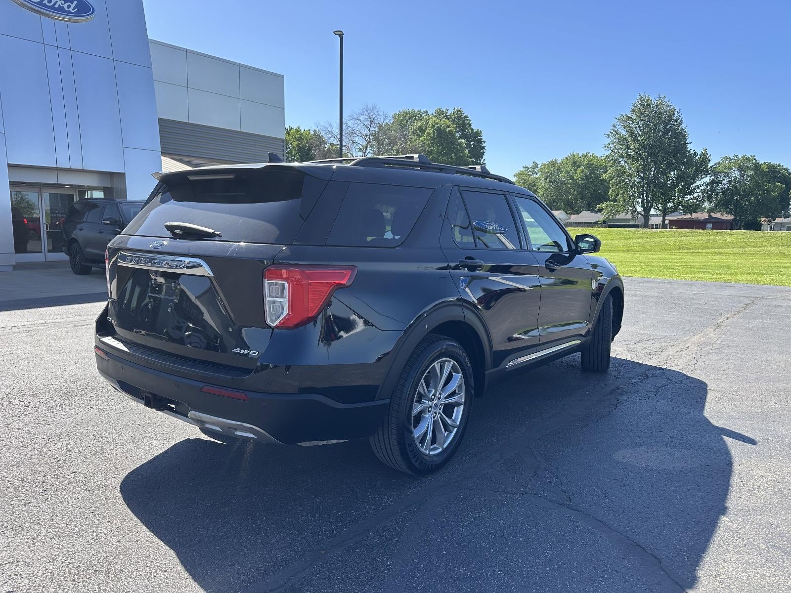 2021 Ford Explorer XLT 4WD