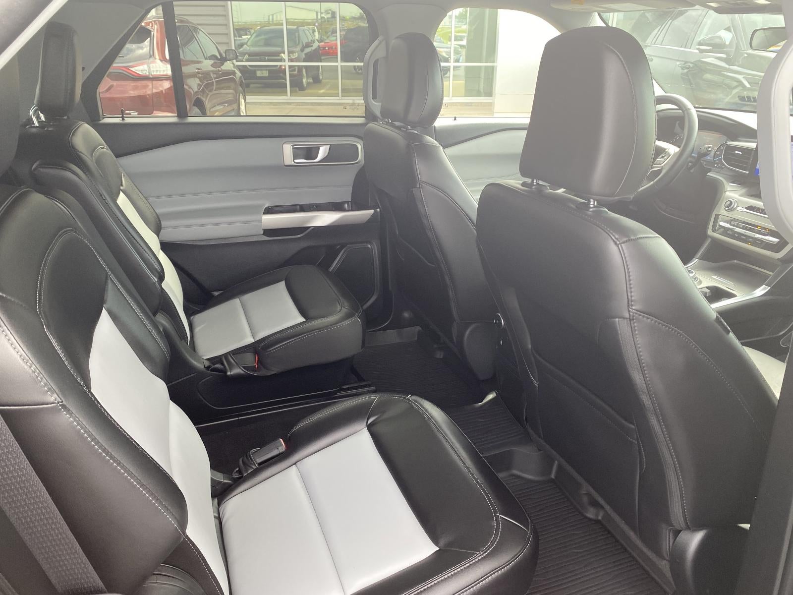2023 Ford Explorer XLT 4WD