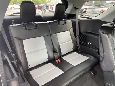 2023 Ford Explorer XLT 4WD