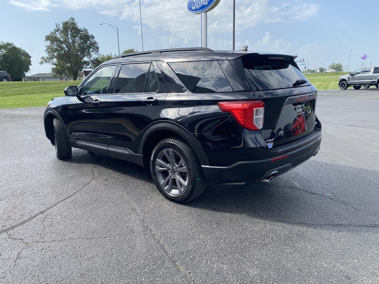 2023 Ford Explorer XLT 4WD