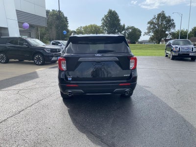 2023 Ford Explorer XLT 4WD