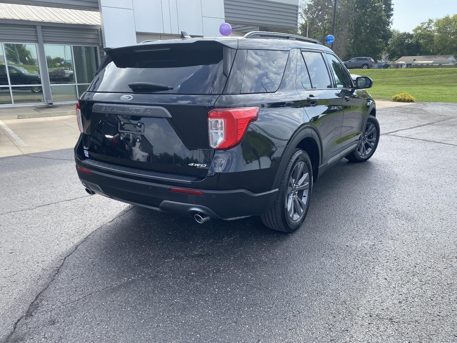 2023 Ford Explorer XLT 4WD