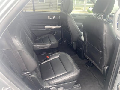 2023 Ford Explorer XLT 4WD