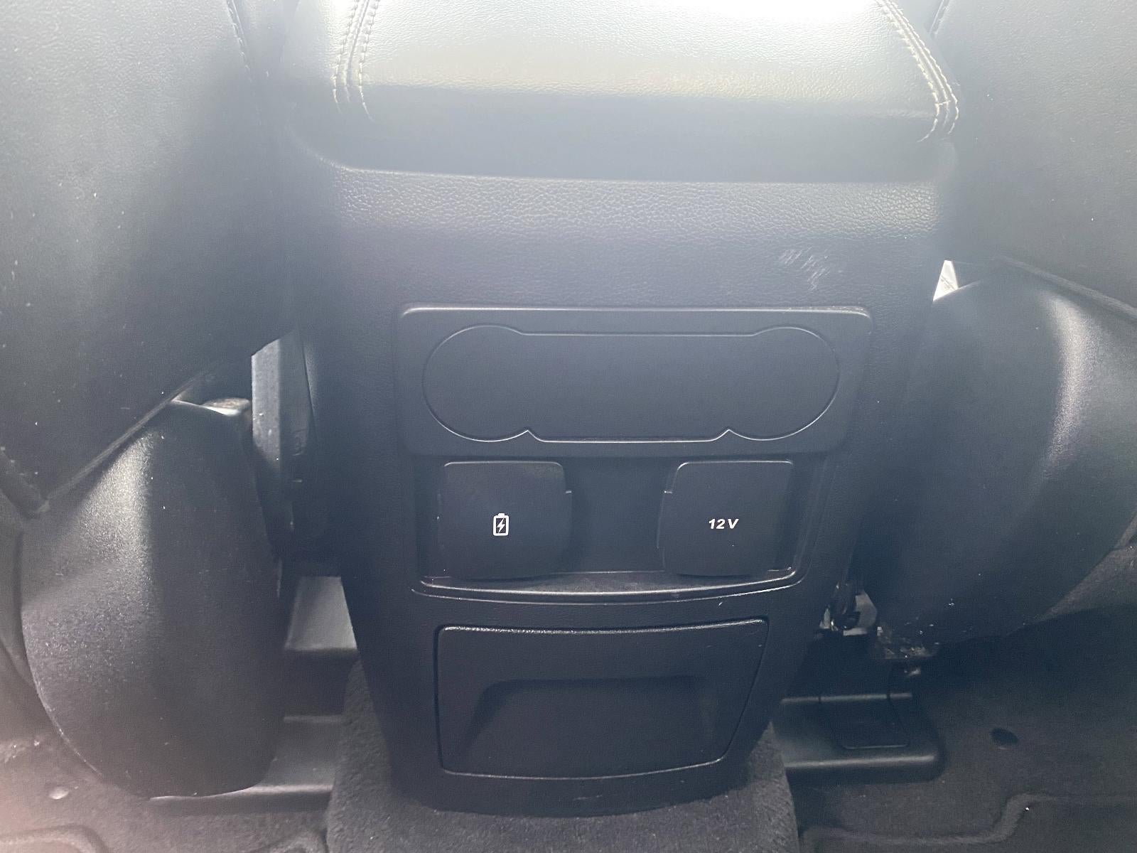 2023 Ford Explorer XLT 4WD