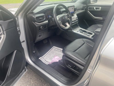 2023 Ford Explorer XLT 4WD