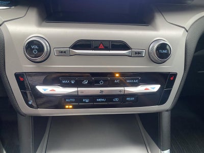 2023 Ford Explorer XLT 4WD