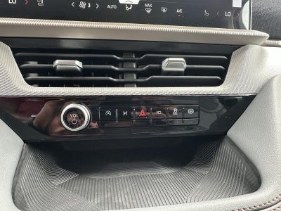 2026 Ford Explorer Active w/200A Pkg 4WD